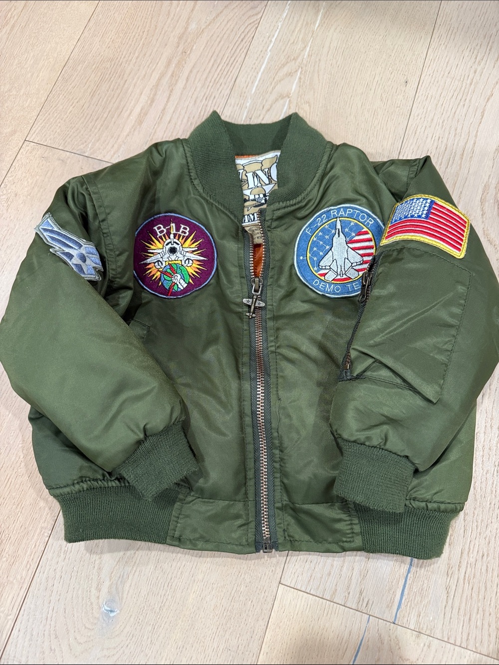 Gently used 3t fighter pilot jacket